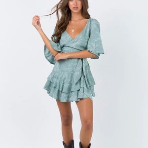 Princess Polly Louie Romper